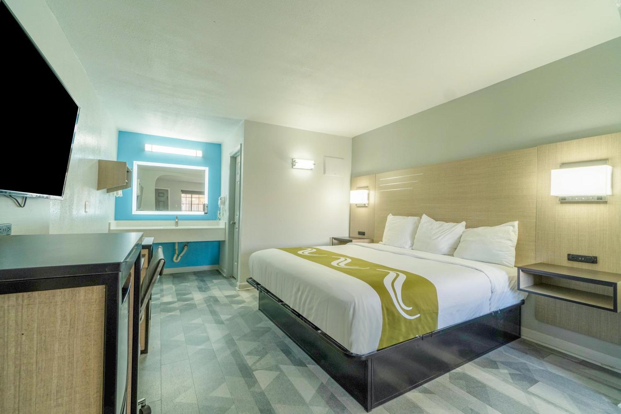 Executive By Oyo Motel 2*