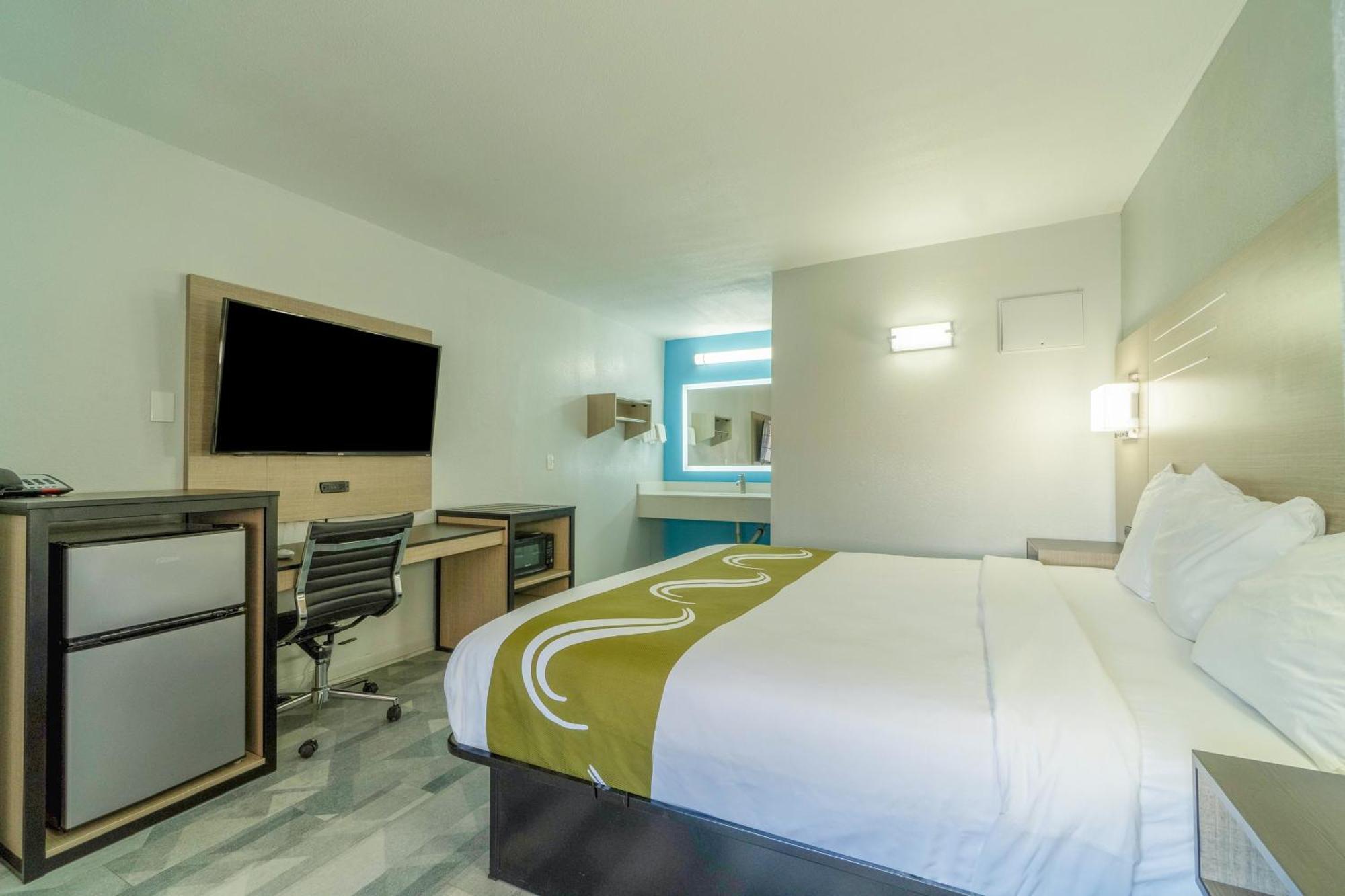 Executive By Oyo Motel 2*