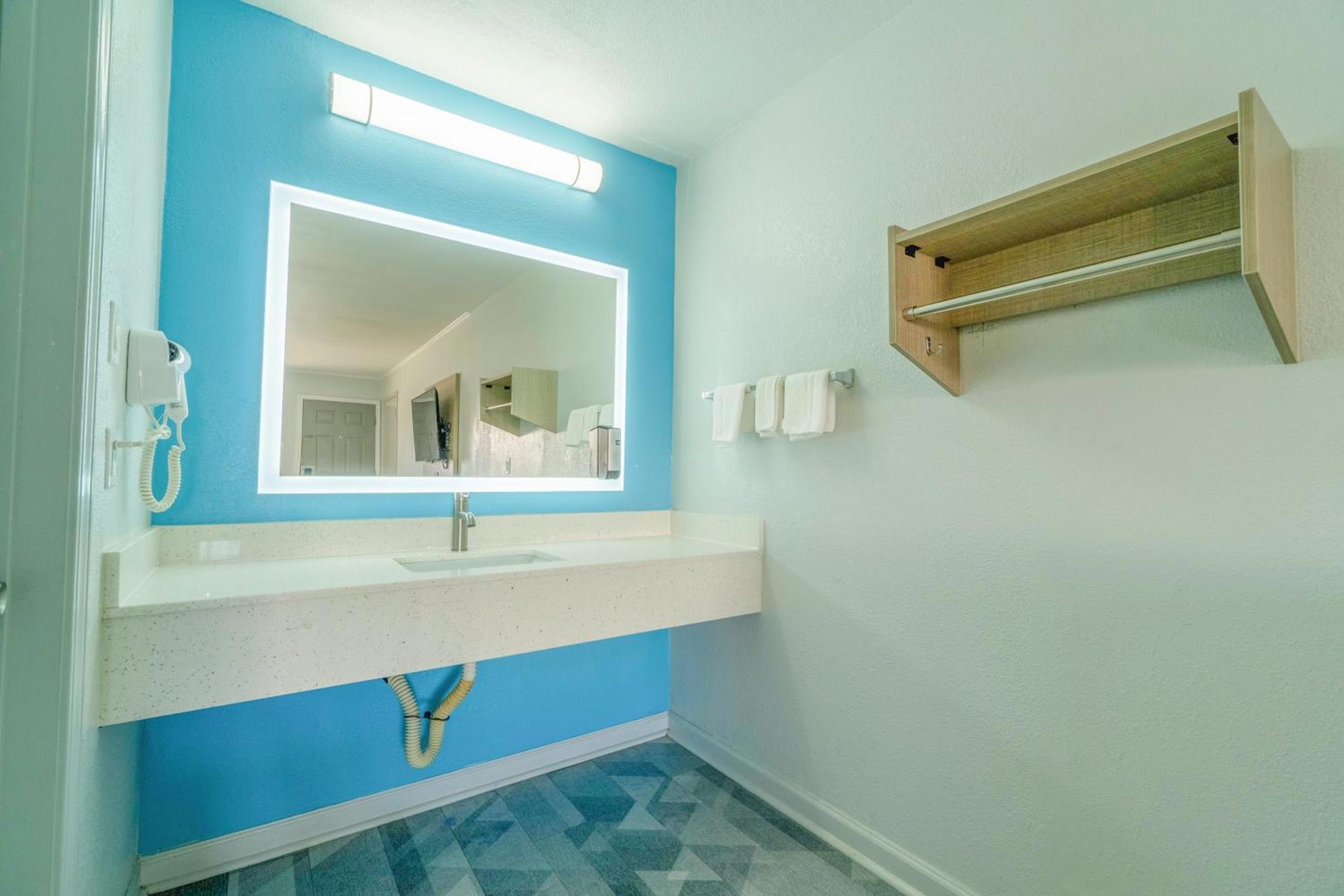 Motel Executive By Oyo Pleasanton