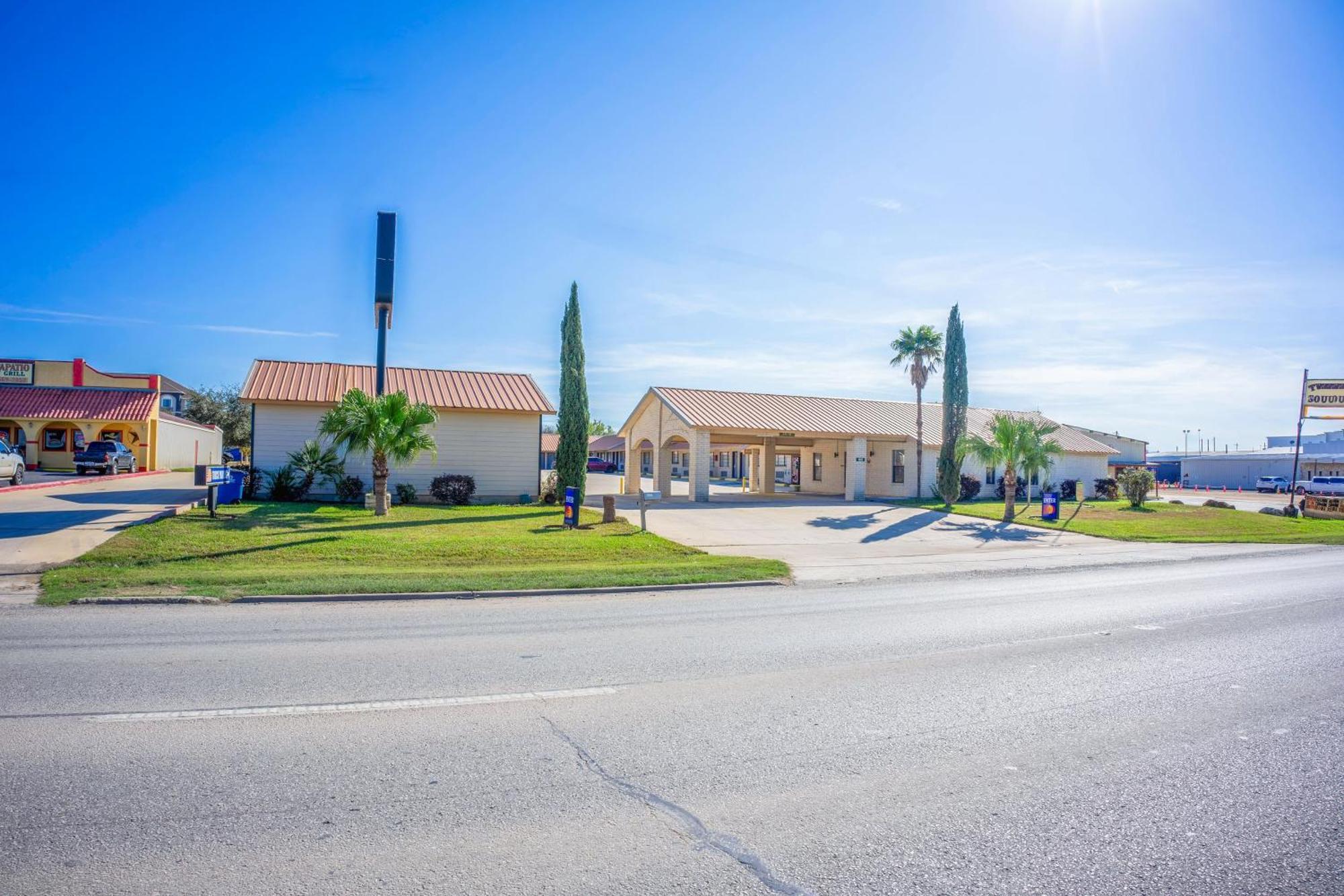 Executive Motel